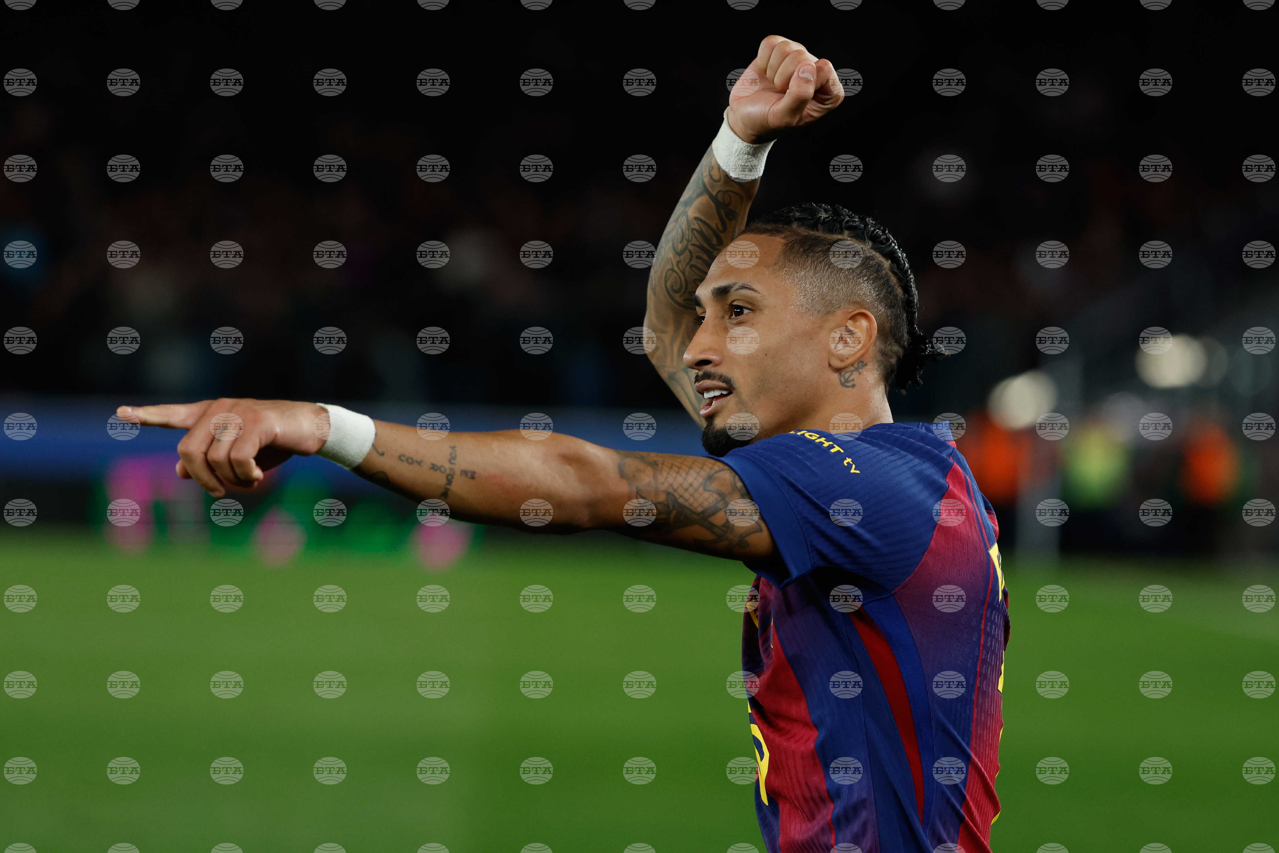 Ekitiške z drugim golom za Liverpool proti Brightonu, Salah prispeval asistenco