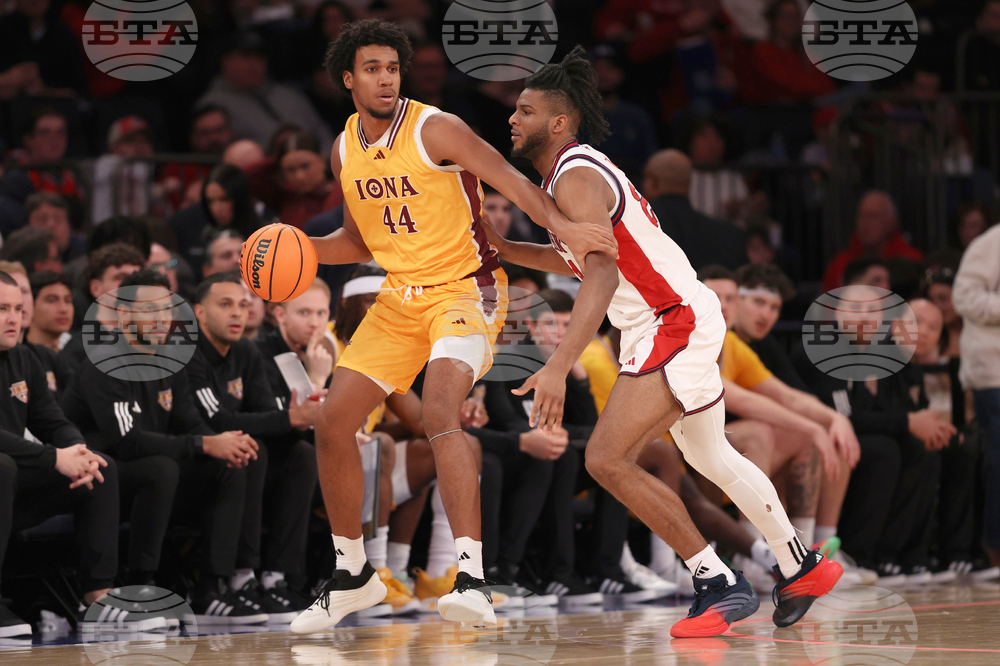 Iona St Johns Basketball