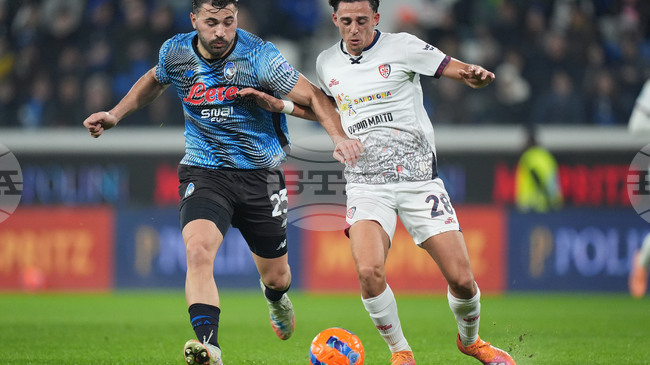 Скамака вкара два гола за трудна победа на Аталанта у дома срещу Каляри в Серия А 