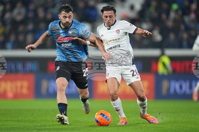 Скамака вкара две попадения за трудна победа на Аталанта у дома срещу Каляри в Серия А 