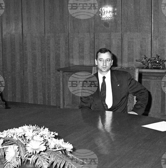 България подава официално молбата си за пълноправно членство в Европейския съюз преди 30 години