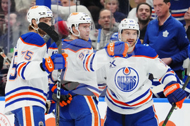Oilers Maple Leafs Hockey