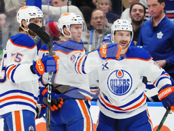 Oilers Maple Leafs Hockey