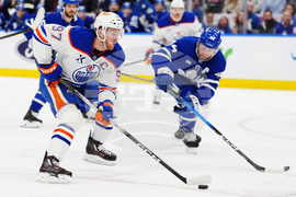 Oilers Maple Leafs Hockey