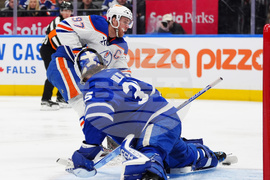 Oilers Maple Leafs Hockey