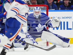 Oilers Maple Leafs Hockey