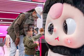 T-Mobile x Baby Three Store Event