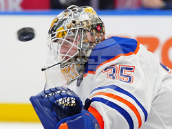 Oilers Maple Leafs Hockey