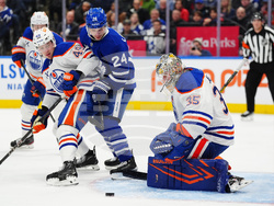 Oilers Maple Leafs Hockey