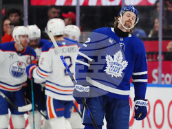 Oilers Maple Leafs Hockey