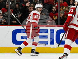 Red Wings Blackhawks Hockey