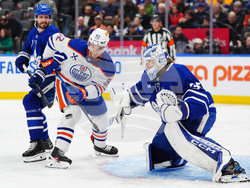 Oilers Maple Leafs Hockey