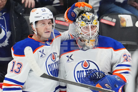 Oilers Maple Leafs Hockey