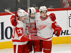 Red Wings Blackhawks Hockey