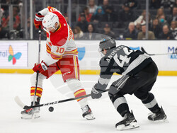 Flames Kings Hockey