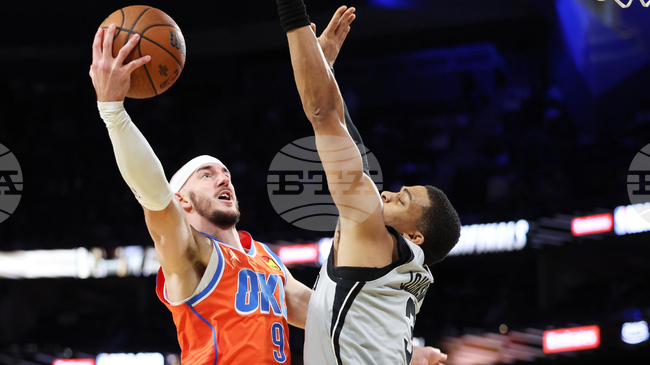 Ню Йорк Никс и Сан Антонио Спърс ще играят на финала за Купата на НБА