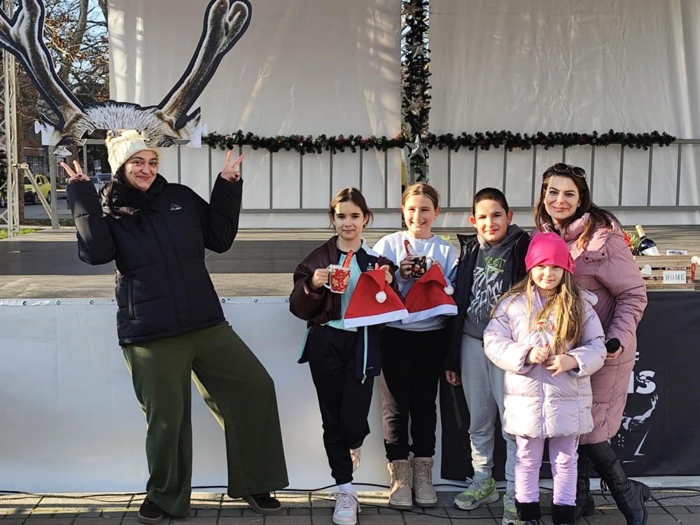 Община Разград: Деца и родители се забавляваха със семейните коледни игри с „Титаните“