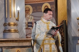 Плевен - храм „Света Параскева“ - неделно богослужение