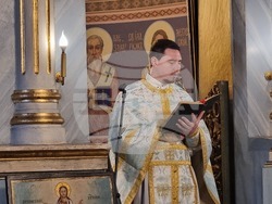 Плевен - храм „Света Параскева“ - неделно богослужение