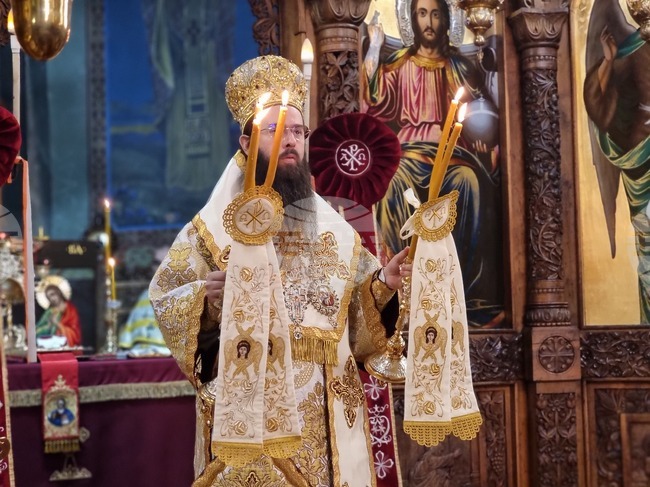 Ямбол - Сливенски митрополит Арсений - литургия