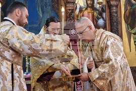 Ямбол - Сливенски митрополит Арсений - литургия