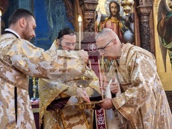 Ямбол - Сливенски митрополит Арсений - литургия