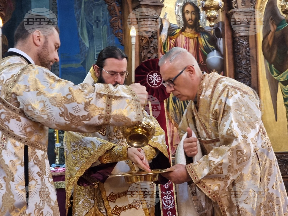 Ямбол - Сливенски митрополит Арсений - литургия