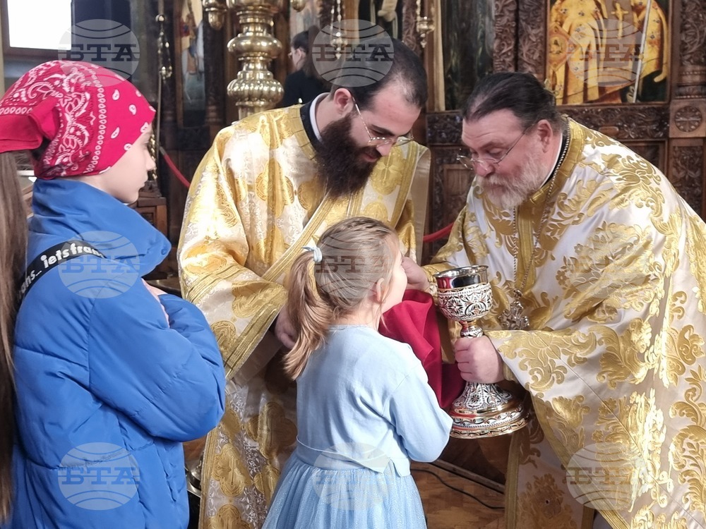 Ямбол - Сливенски митрополит Арсений - литургия