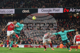 CORRECTION Britain Premier League Soccer