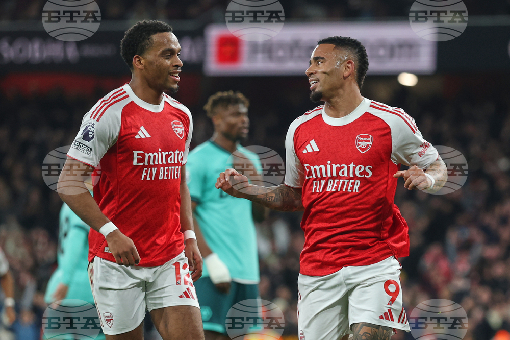 CORRECTION Britain Premier League Soccer