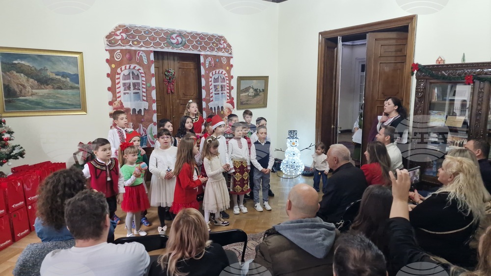 Румъния - Българско неделно училище „Йордан Йовков“ - Коледно тържество