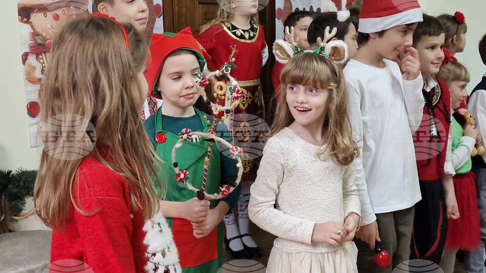 Румъния - Българско неделно училище „Йордан Йовков“ - Коледно тържество