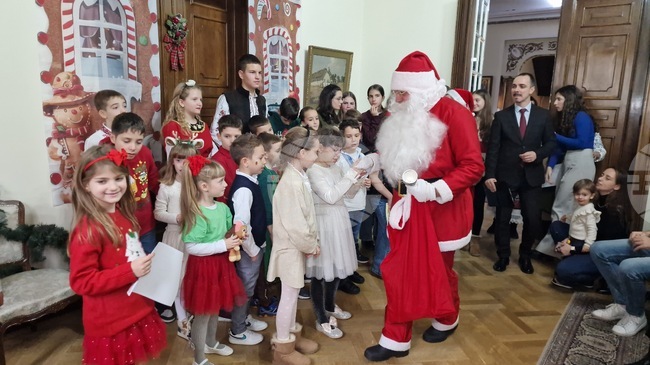 Bulgarian Sunday School in Bucharest Celebrates Christmas