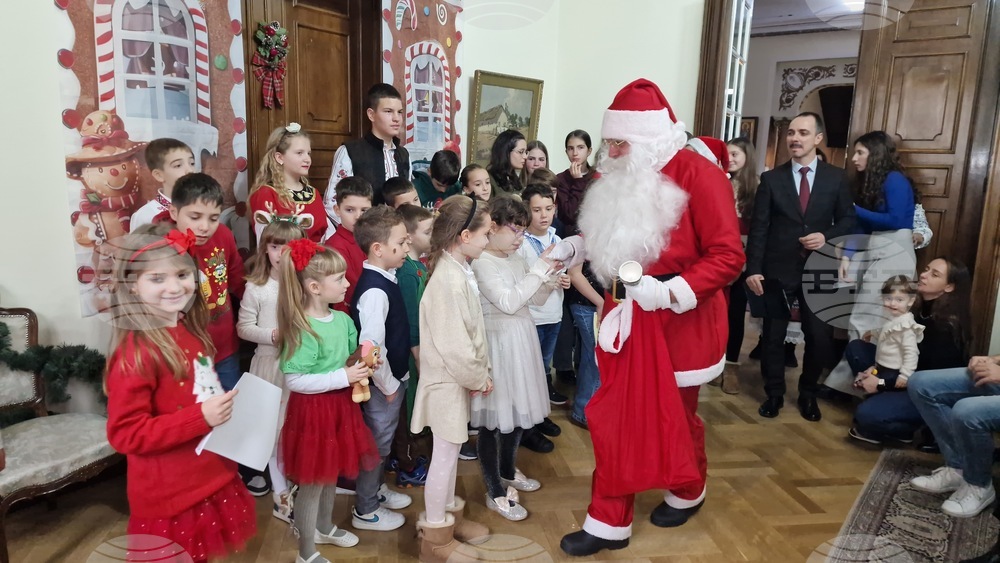 Bulgarian Sunday School in Bucharest Celebrates Christmas