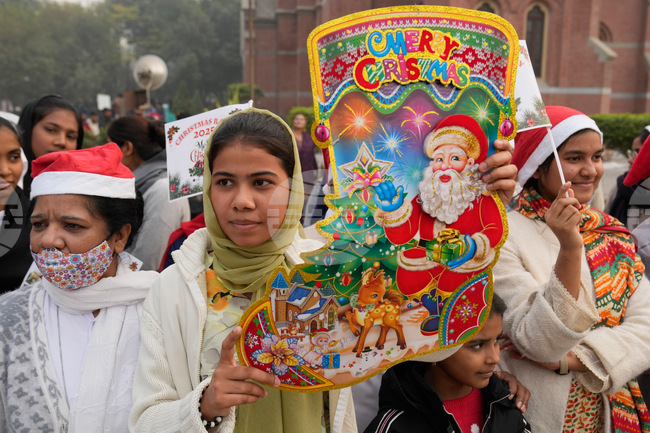 APTOPIX Pakistan Christmas