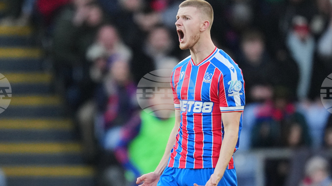 Ливърпул се интересува от халф на Кристъл Палас