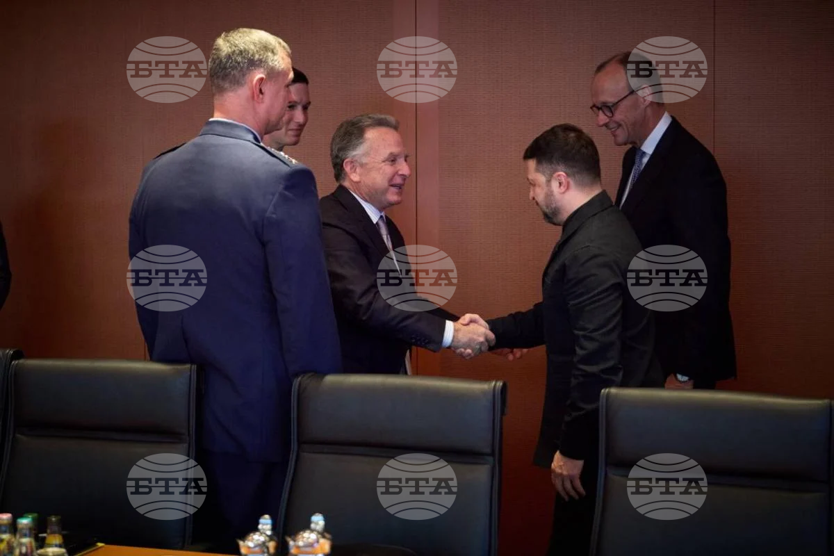 Започна срещата на Зеленски с Уиткоф и Къшнър в Берлин, съобщи Киев