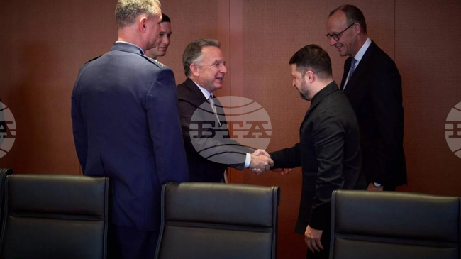 Започна срещата на Зеленски с Уиткоф и Къшнър в Берлин, съобщи Киев