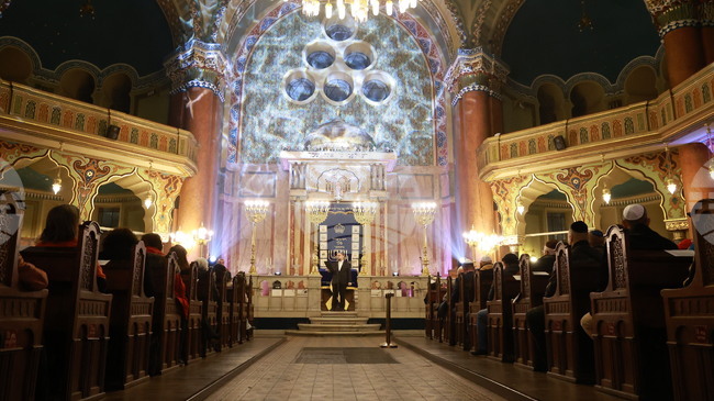 Minute of Silence Observed for Bondi Beach Shooting Victims at Sofia Synagogue