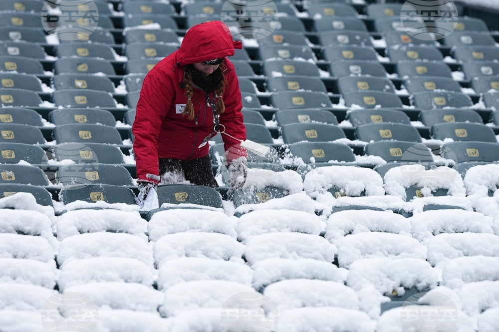Raiders Eagles Football