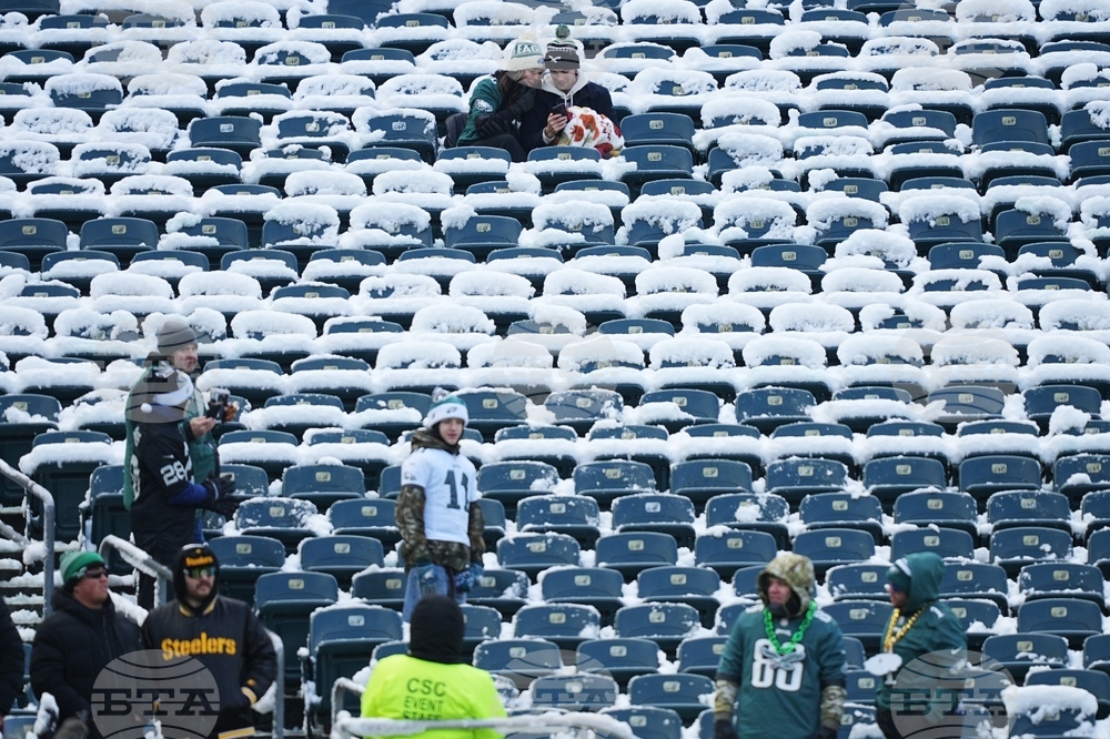 Raiders Eagles Football