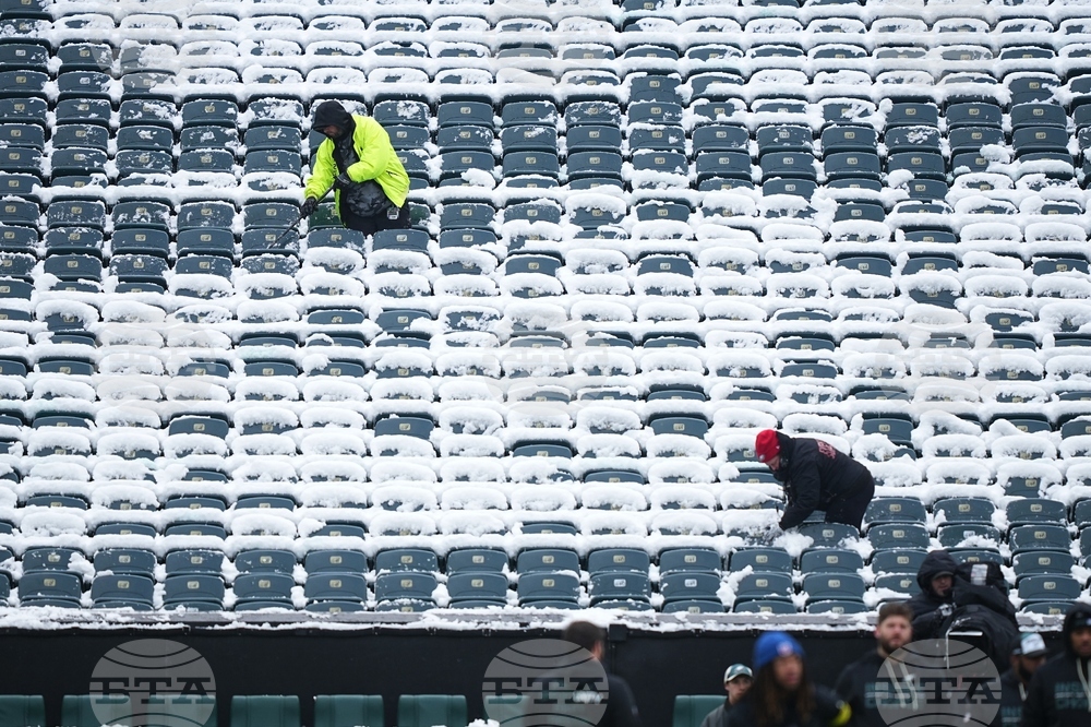 Raiders Eagles Football