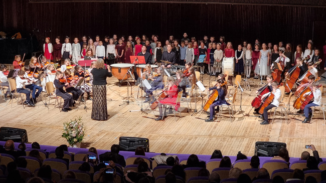 Националното училище по изкуствата във Варна отбеляза 150-годишнината от рождението на своя патрон Добри Христов