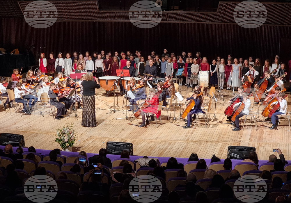 Варна - Музикално училище - концерт - 150 години Добри Христов