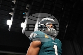 Raiders Eagles Football