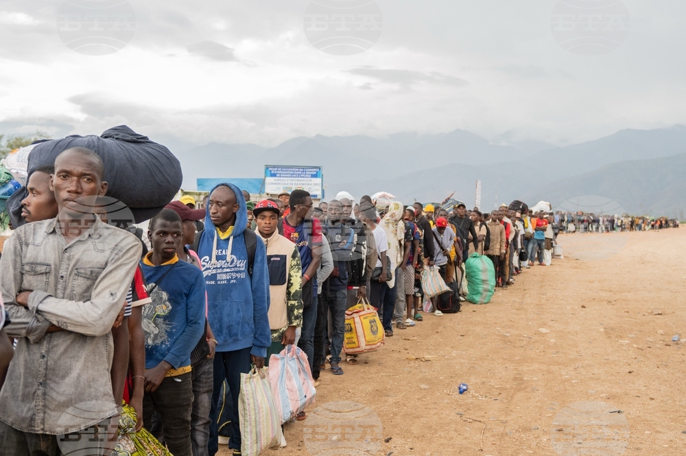 Въоръжената групировка М23 обяви, че ще изтегли силите си от конгоанския град Увира