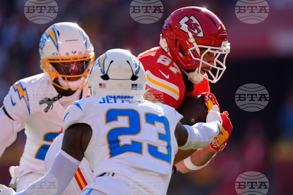 Chargers Chiefs Football