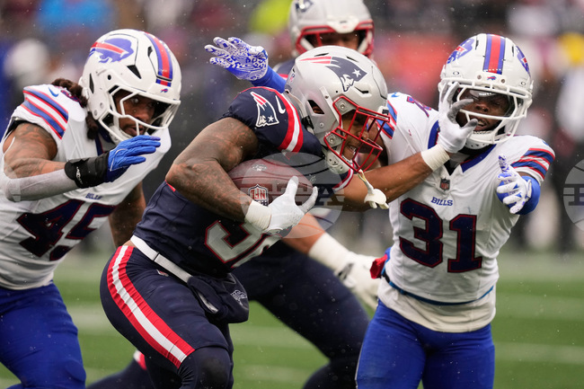 APTOPIX Bills Patriots Football