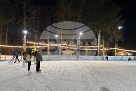 Самоков - ледена пързалка - къща на елфа Джингълс