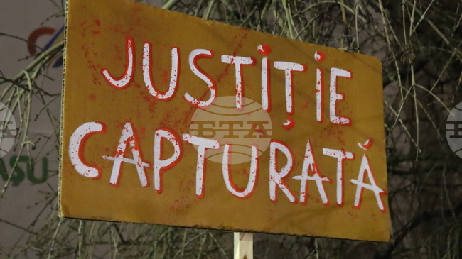 Thousands of Romanians Rally Again Against Corruption in Judiciary